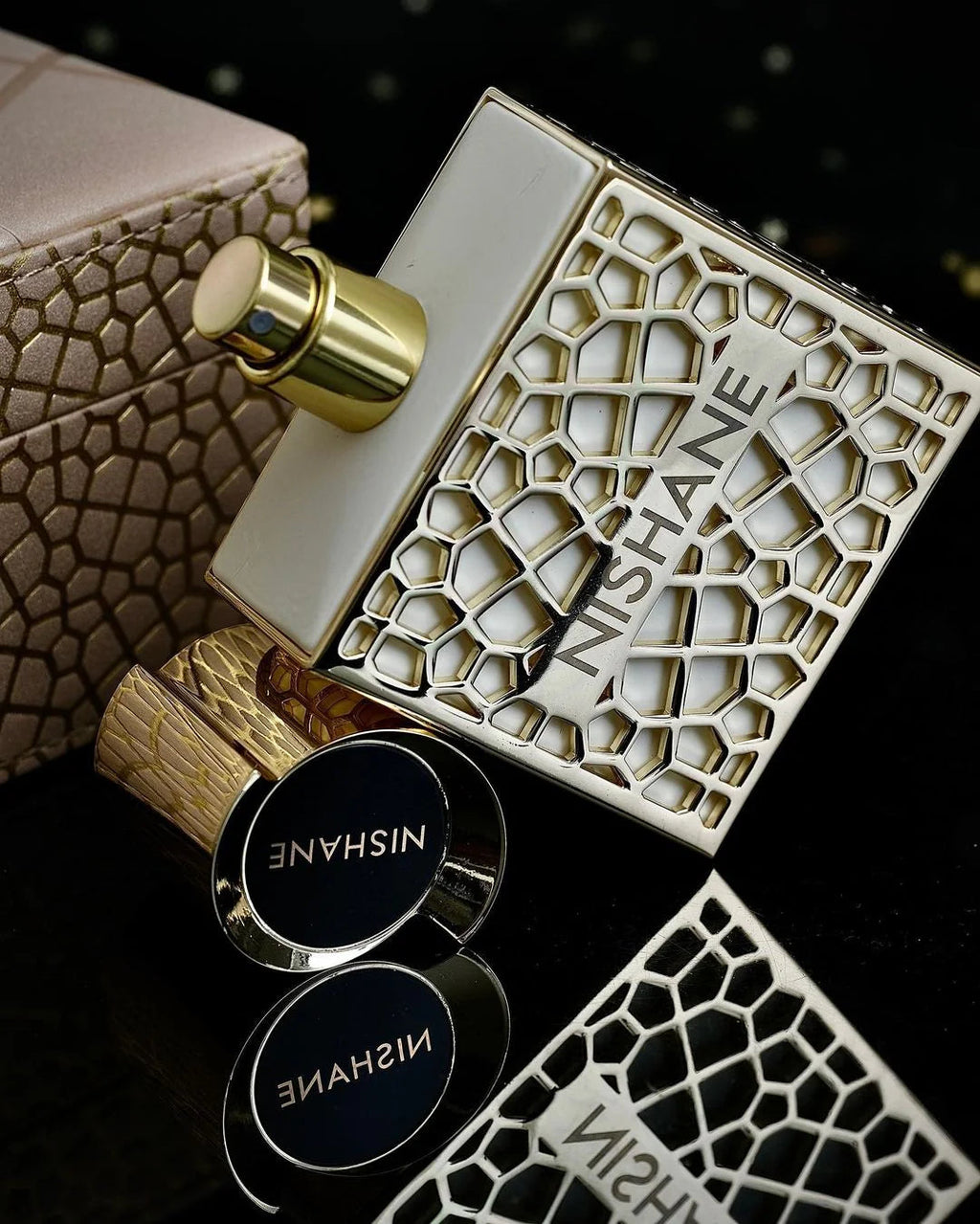 Nishane Hacivat Oud Luxe Arabia Perfumes
